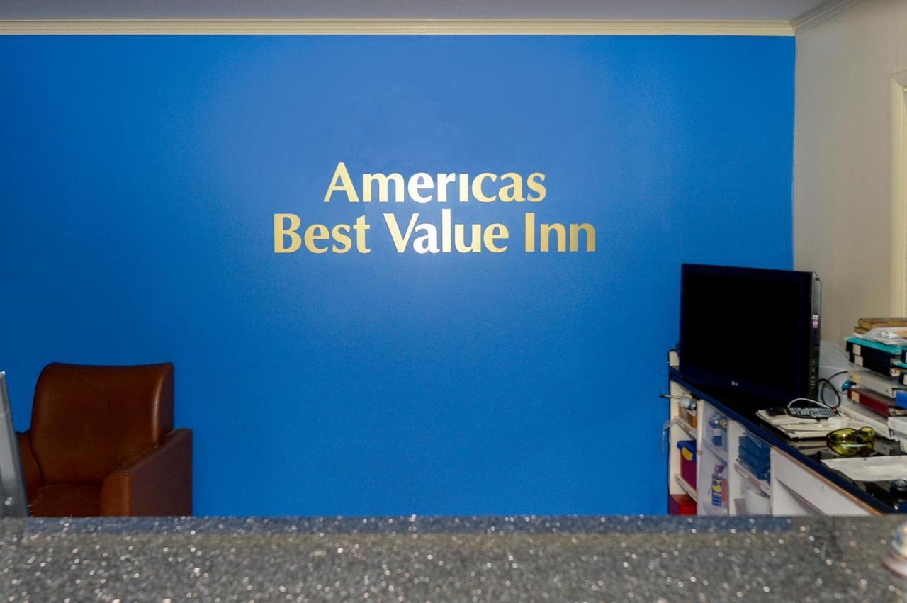Americas Best Value Inn At Central Valley-Woodbury Exterior foto